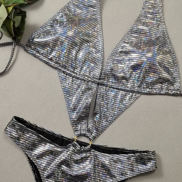 Silver Halter Plunging Neck Monokini - Picture 3 of 8